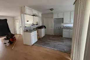 11213 Oswego St, Houston, TX 77029 - Photo 9