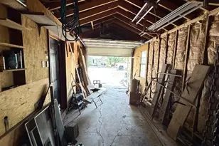 11213 Oswego St, Houston, TX 77029 - Photo 5