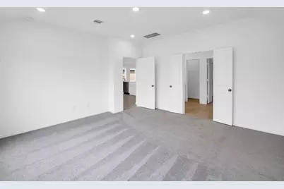 2142 Mosaic Valley Court, Angleton, TX 77515 - Photo 9