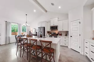 125 Ellis Ln, West Columbia, TX 77486 - Photo 9