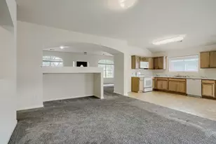 548 Small Cedar Dr, League City, TX 77573 - Photo 11