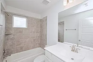 481 Long Br Dr, Dayton, TX 77535 - Photo 31