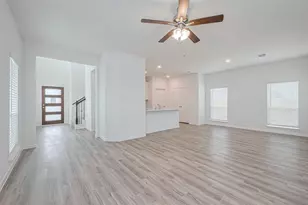 481 Long Br Dr, Dayton, TX 77535 - Photo 9