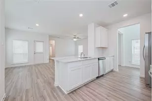 481 Long Br Dr, Dayton, TX 77535 - Photo 15