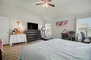 2027 Bravos Manor Ln, Fresno, TX 77545 - Photo 13