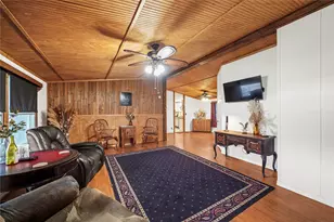 19645 Nordt Rd, Damon, TX 77430 - Photo 9