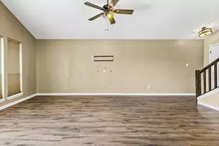 419 W Lake Shore Dr, Livingston, TX 77351 - Photo 11