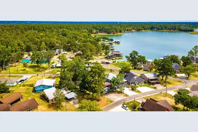 419 W Lake Shore Dr, Livingston, TX 77351 - Photo 41