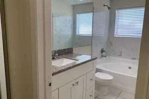 2710 Grants Lake Blvd, Sugar Land, TX 77479 - Photo 7