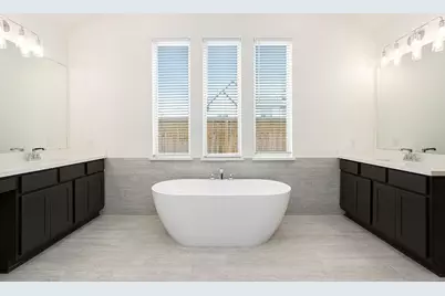 7411 Goldenrod Thicket Circle, Katy, TX 77493 - Photo 19