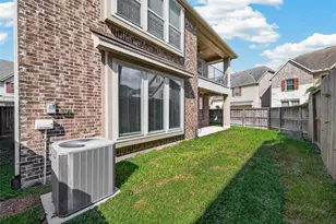 18303 Harmony Bluff Ln, Houston, TX 77094 - Photo 9