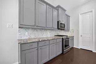 18303 Harmony Bluff Ln, Houston, TX 77094 - Photo 23