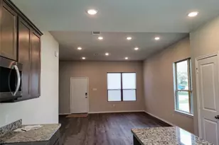 905 Chickasaw Dr, Conroe, TX 77316 - Photo 5