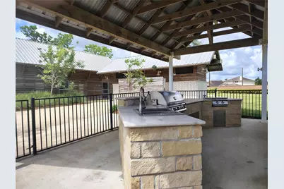 122 Water Grass Trail, Clute, TX 77531 - Photo 31