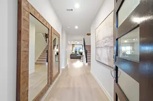 122 Water Grass Trl, Clute, TX 77531 - Photo 3