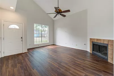 308 N Ranch House Road, Angleton, TX 77515 - Photo 5