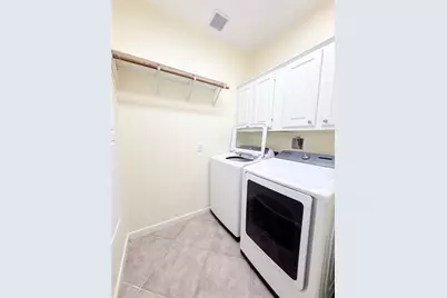 79 W Shale Creek Circle, The Woodlands, TX 77382 - Photo 19