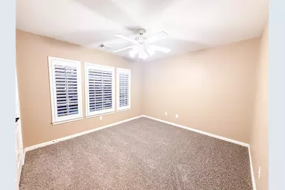 79 W Shale Creek Circle, The Woodlands, TX 77382 - Photo 13