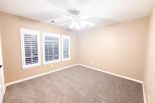 79 W Shale Creek Cir, The Woodlands, TX 77382 - Photo 13