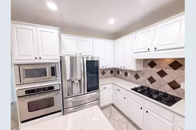 79 W Shale Creek Circle, The Woodlands, TX 77382 - Photo 21