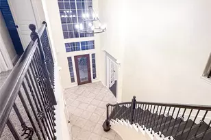 79 W Shale Creek Cir, The Woodlands, TX 77382 - Photo 9