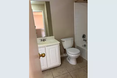 13230 Montclair Point Court, Houston, TX 77047 - Photo 13