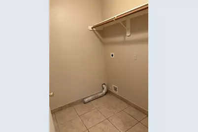 13230 Montclair Point Court, Houston, TX 77047 - Photo 9