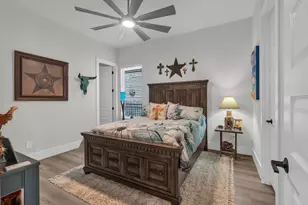 9727 Greenridge Vw Dr, Willis, TX 77318 - Photo 23