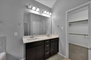 2407 Garden Shadow Dr, Conroe, TX 77384 - Photo 15