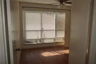 7014 Lost Thicket Dr, Houston, TX 77085 - Photo 17