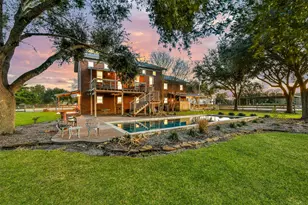 7765 Pigeon, Hitchcock, TX 77563 - Photo 5