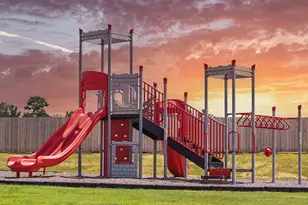 12223 Shield Crest Ct, Willis, TX 77378 - Photo 7