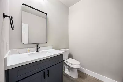 5420 Lynnfield Street #A/B, Houston, TX 77028 - Photo 11