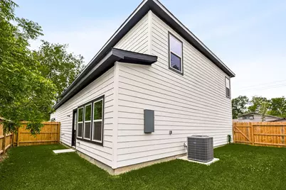 5420 Lynnfield Street #A/B, Houston, TX 77028 - Photo 45