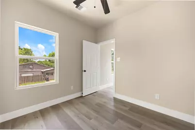 5420 Lynnfield Street #A/B, Houston, TX 77028 - Photo 41