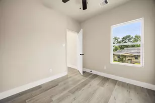 5420 Lynnfield St, Houston, TX 77028 - Photo 19