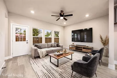 5420 Lynnfield Street #A/B, Houston, TX 77028 - Photo 9