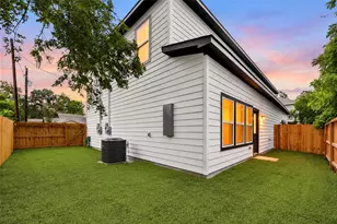 5420 Lynnfield St, Houston, TX 77028 - Photo 23