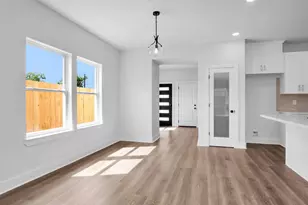 8214 Cowart St, Houston, TX 77029 - Photo 13