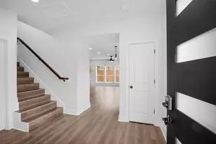8214 Cowart St, Houston, TX 77029 - Photo 9