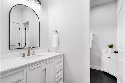 8214 Cowart Street, Houston, TX 77029 - Photo 25