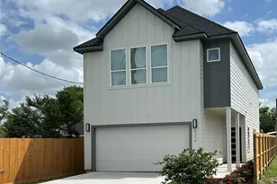 8214 Cowart St, Houston, TX 77029 - Photo 39