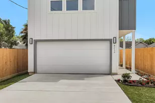 8214 Cowart St, Houston, TX 77029 - Photo 5