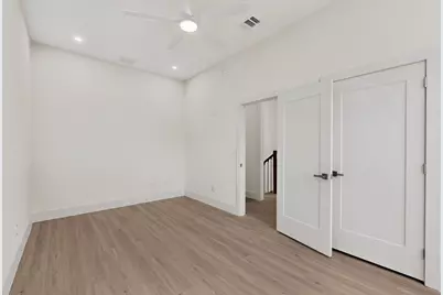 427 E 9th Street, Dallas, TX 75203 - Photo 25