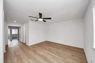 16427 Hickory Knoll Dr, Houston, TX 77059 - Photo 23