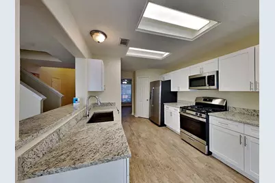 16942 Hampton Glen Court, Houston, TX 77083 - Photo 7