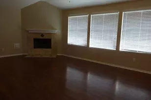 18439 Sunrise Oaks Ct, Montgomery, TX 77316 - Photo 5