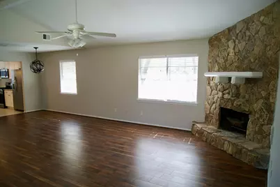 3322 Sycamore Springs Drive, Houston, TX 77339 - Photo 11