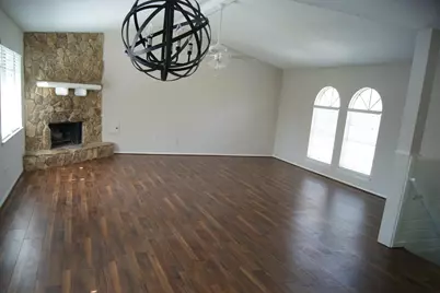 3322 Sycamore Springs Drive, Houston, TX 77339 - Photo 9