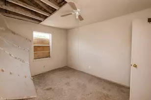 7222 Bywood St, Houston, TX 77028 - Photo 7